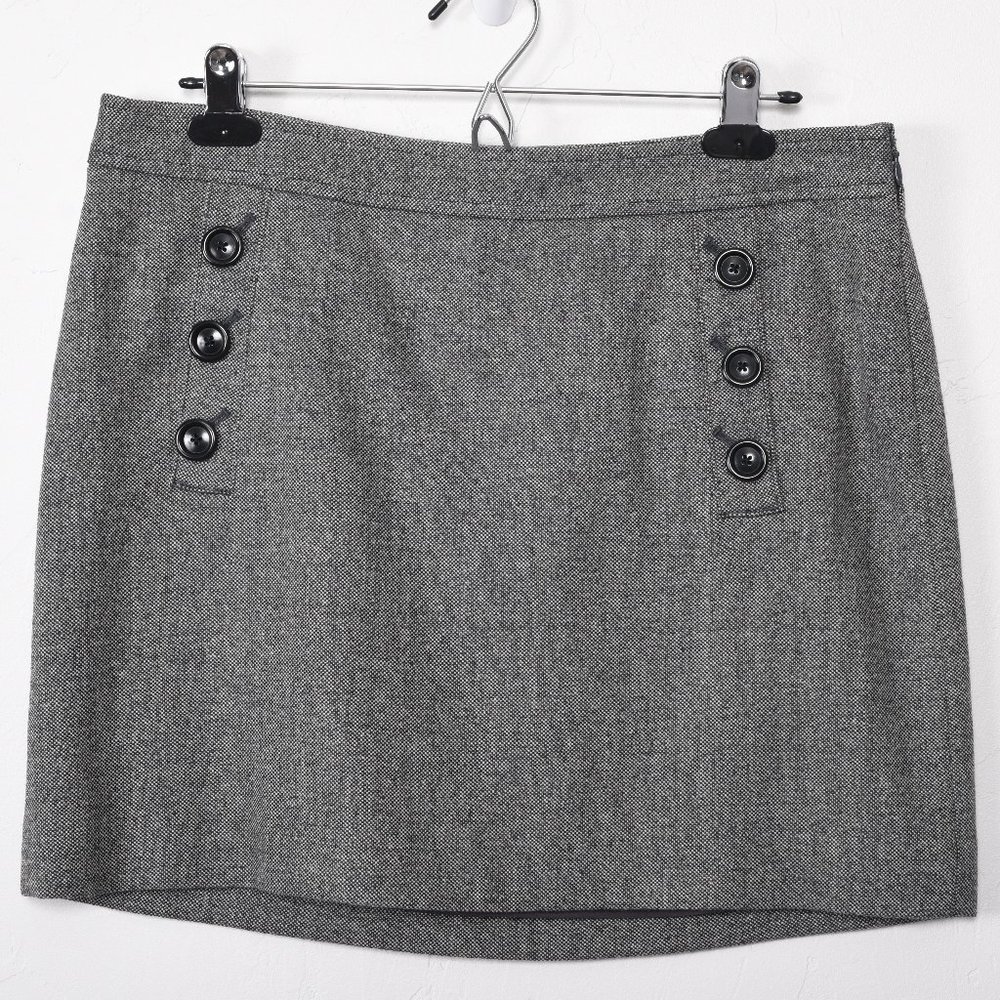 Banana Republic Skirt with Buttons, Size 8